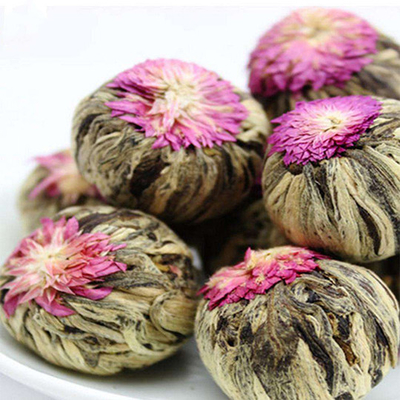 Handgefertigte schöne blühende verschiedene Arten Tees Soems 100% des blühenden Teeballs